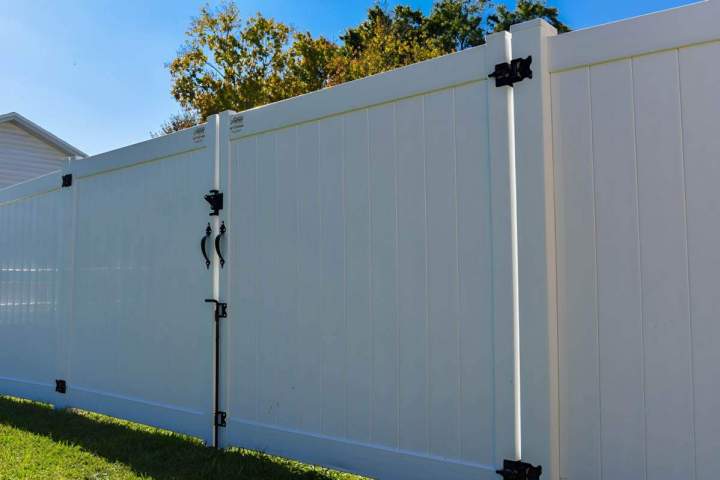 Fence Painting Services Central Florida